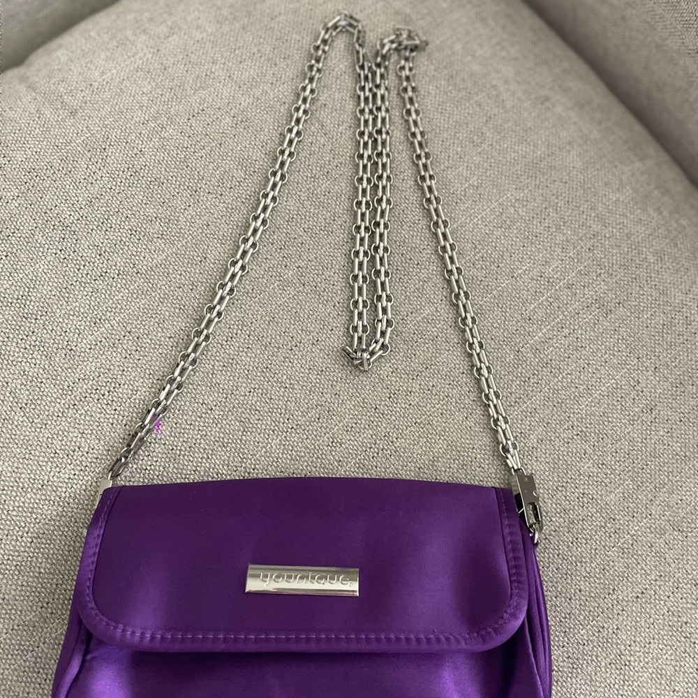 Vibrant Purple Crossbody Bag with Chain Strap